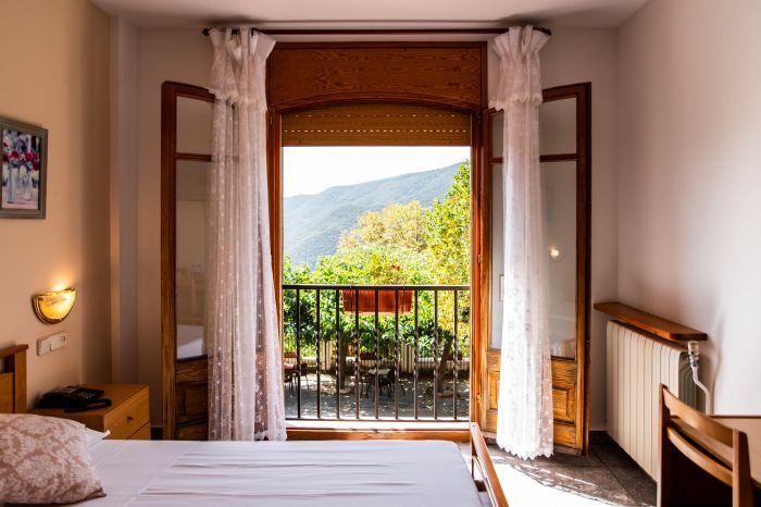 varwwwvhostsaviratodesign comrestaurantemontserrat com aviratodesign comwp contentuploads jpg